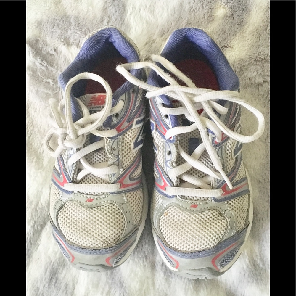 New Balance boys 12 .5